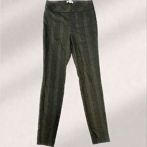 LAST CHANCE 🤍|4 for $20| 🤍Camber&Grace - Plaid leggings